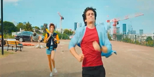 フランス版シティーハンターのラストでローラがニッキーをハンマー持って追いかける